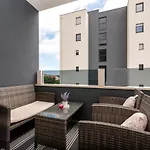 Angelus Apartment