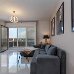 Angelus Apartment